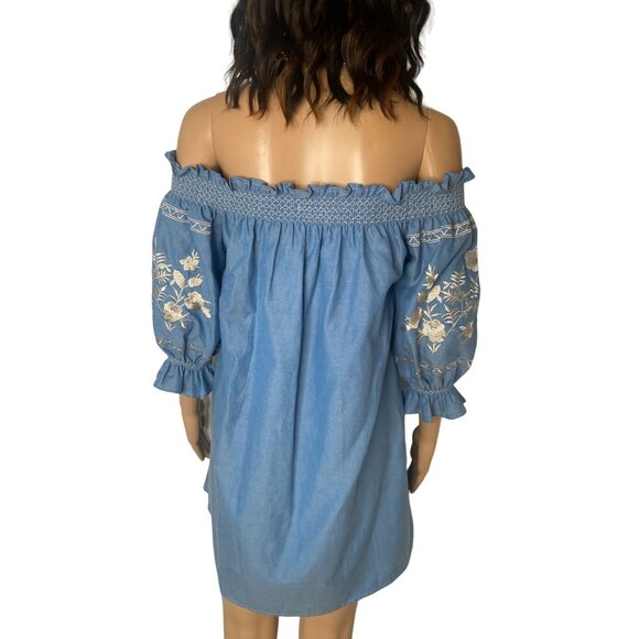 Goodnight Macaroon x Mumu Embroidered Off The Shoulder Dress Blue Size Small - Picture 2 of 8